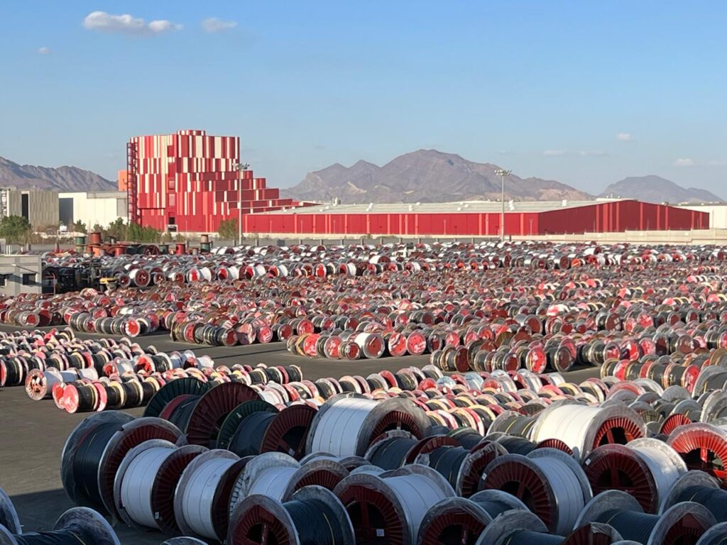 مشروع تشييد وتنفيذ مباني بواسطة شركة الفريق العالمي للمقاولات