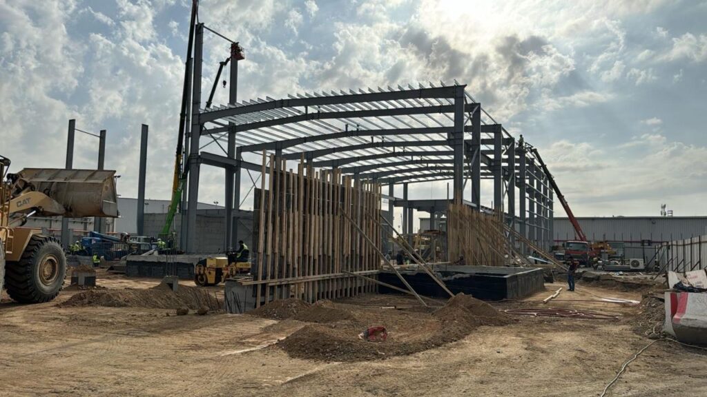 مشروع تشييد وتنفيذ مباني بواسطة شركة الفريق العالمي للمقاولات